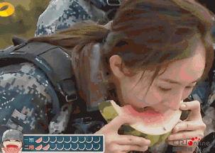 男生打扮吃瓜群众,揭秘男生打扮背后的吃瓜群众心理