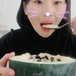 吃瓜视频鬼脸,吃瓜视频中的惊悚表情大揭秘