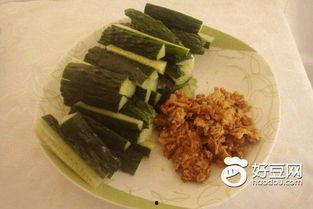 蘸酱吃的绿瓜,夏日清新美食新体验