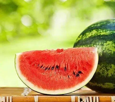 吃瓜qq郡,网络红人的崛起与影响力