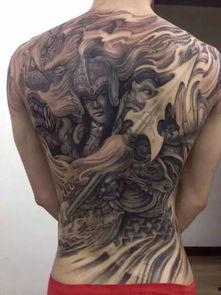 吃瓜后背纹身,揭秘吃瓜群众的神秘背纹