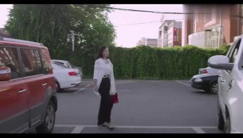 长垣修车女老板吃瓜,一场意外引发的社区热议