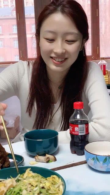 开心姐姐吃瓜,一场甜蜜的吃瓜盛宴